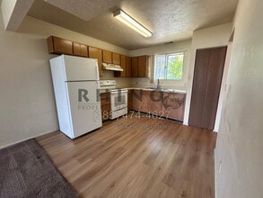 Building Photo - 463 N 1465 W