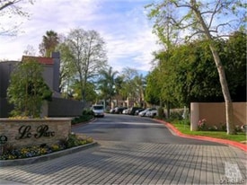 Building Photo - 1109 Tivoli Ln