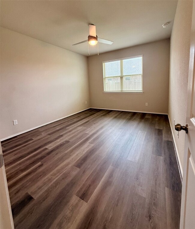 Building Photo - 9278 Inland Leather Ln