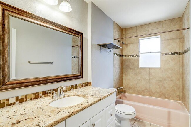 Building Photo - 5710 De Lange Ln