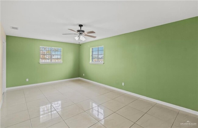 Building Photo - 312 E Mile 4 Rd