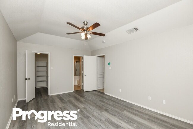 Building Photo - 1328 Nicole Way