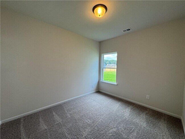 Building Photo - 24 Busby Dr
