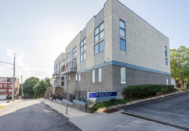 Building Photo - 182 Gay St