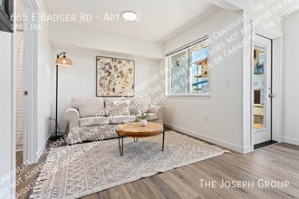 Building Photo - 665 E Badger Rd