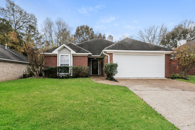 Primary Photo - Beautifully updated 3 Bedroom Home
