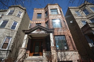 Building Photo - 3318 W Pierce Ave