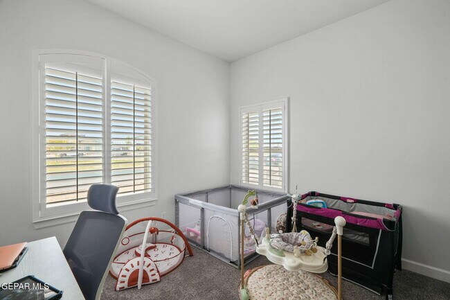 Building Photo - 14640 Charles Foster Ave