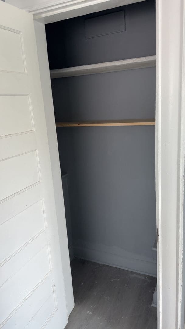 Building Photo - Recently renovated home waiting for new te...