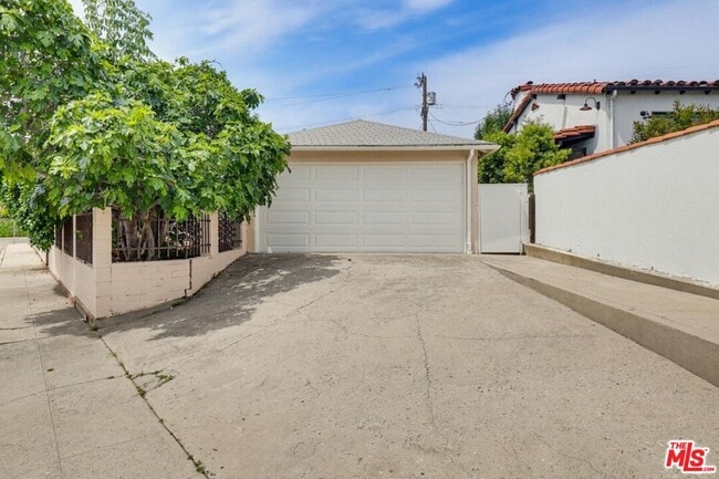 Building Photo - 2919 Maxwell St