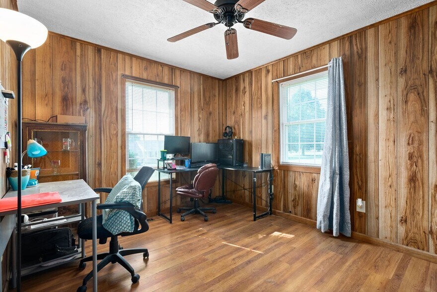 4th bedroom/no door - 258 Barkley Cir