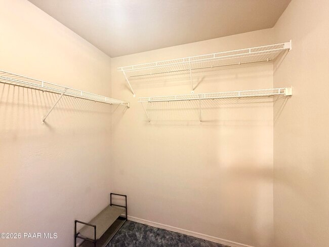 Building Photo - 821 Village Cir