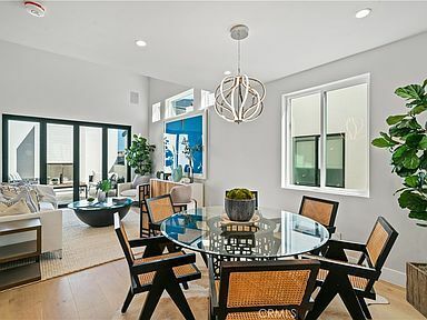 Building Photo - 603 Iris Ave