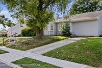 Building Photo - 988 Woodgate Ave