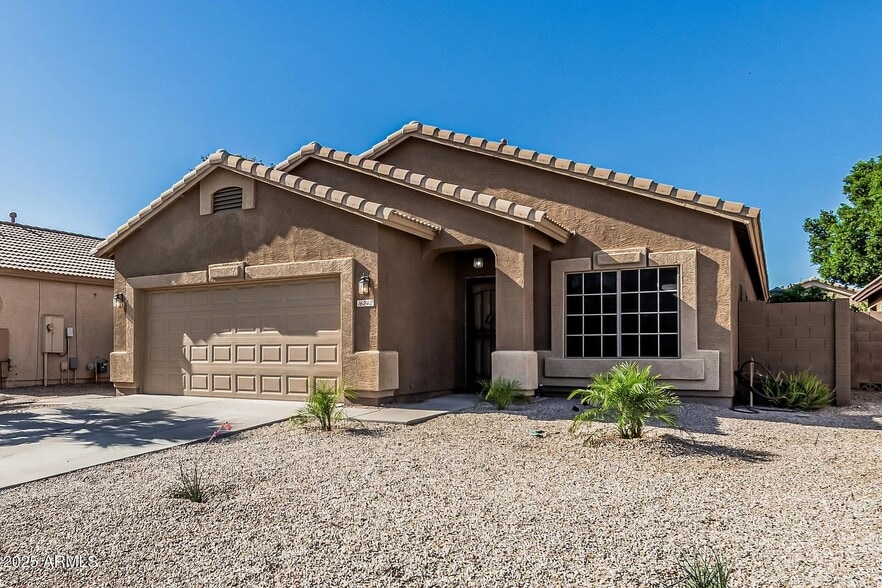 Primary Photo - 16242 W Maui Ln
