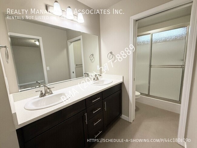 Building Photo - 1898 N Chandra Way