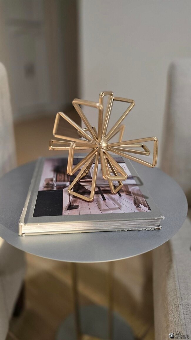 Building Photo - 2008 S 14th Ave