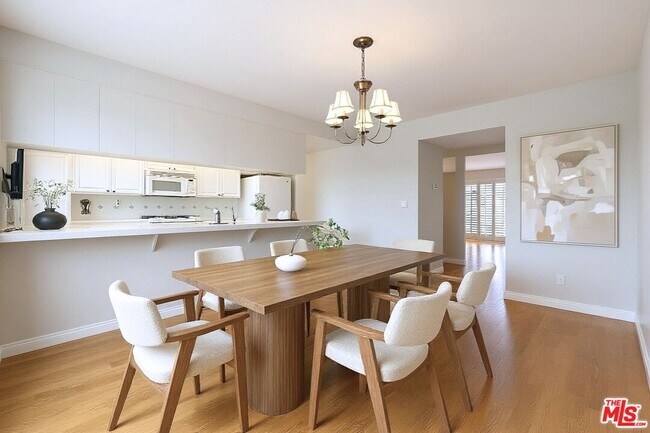 Building Photo - 1411 12th St