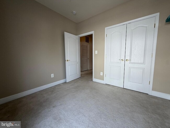 Building Photo - 19461 Dover Cliffs Cir