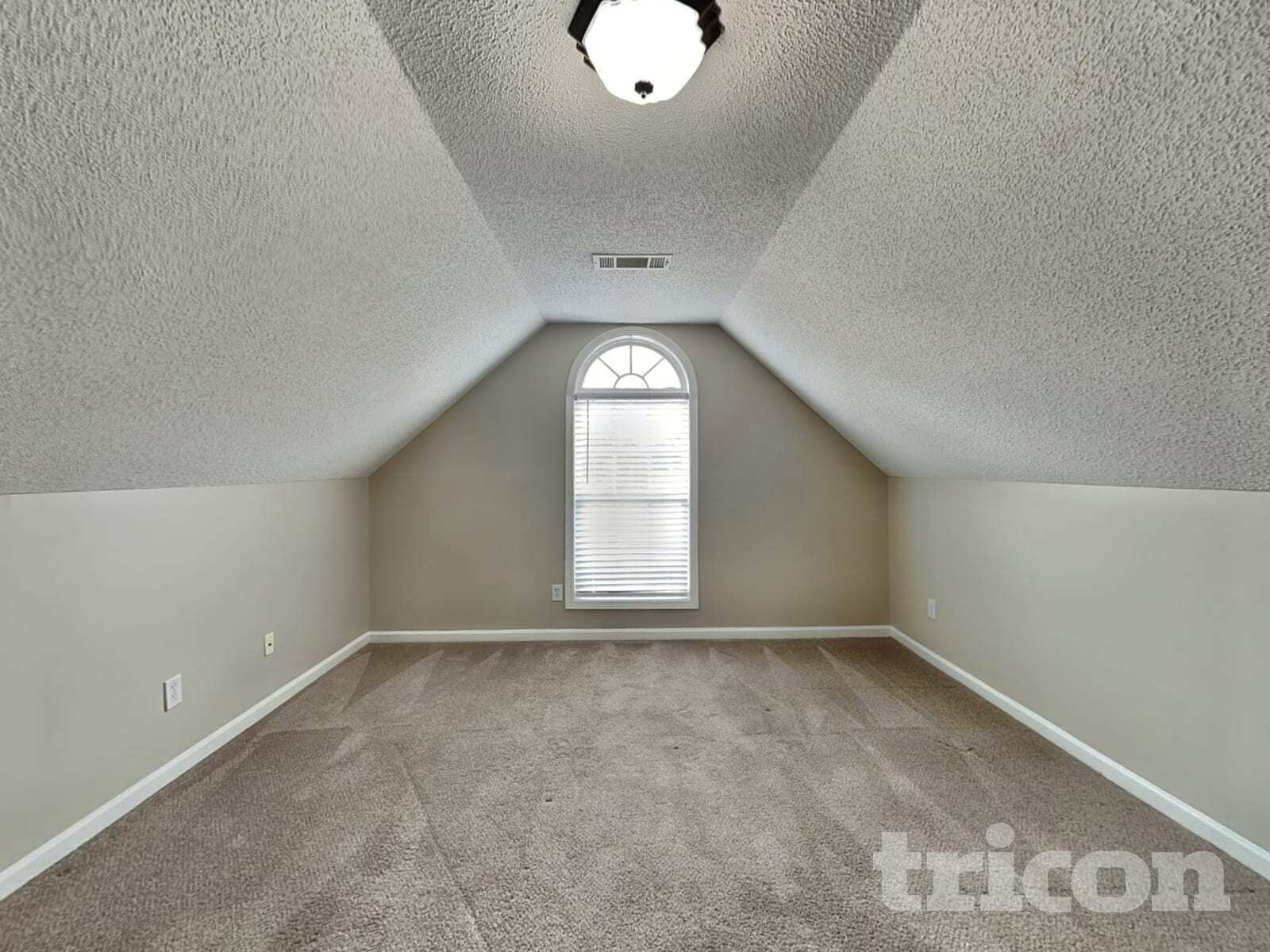 Building Photo - 147 Peachtree Glen Dr