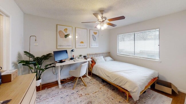 Building Photo - 1610 Waterston Ave