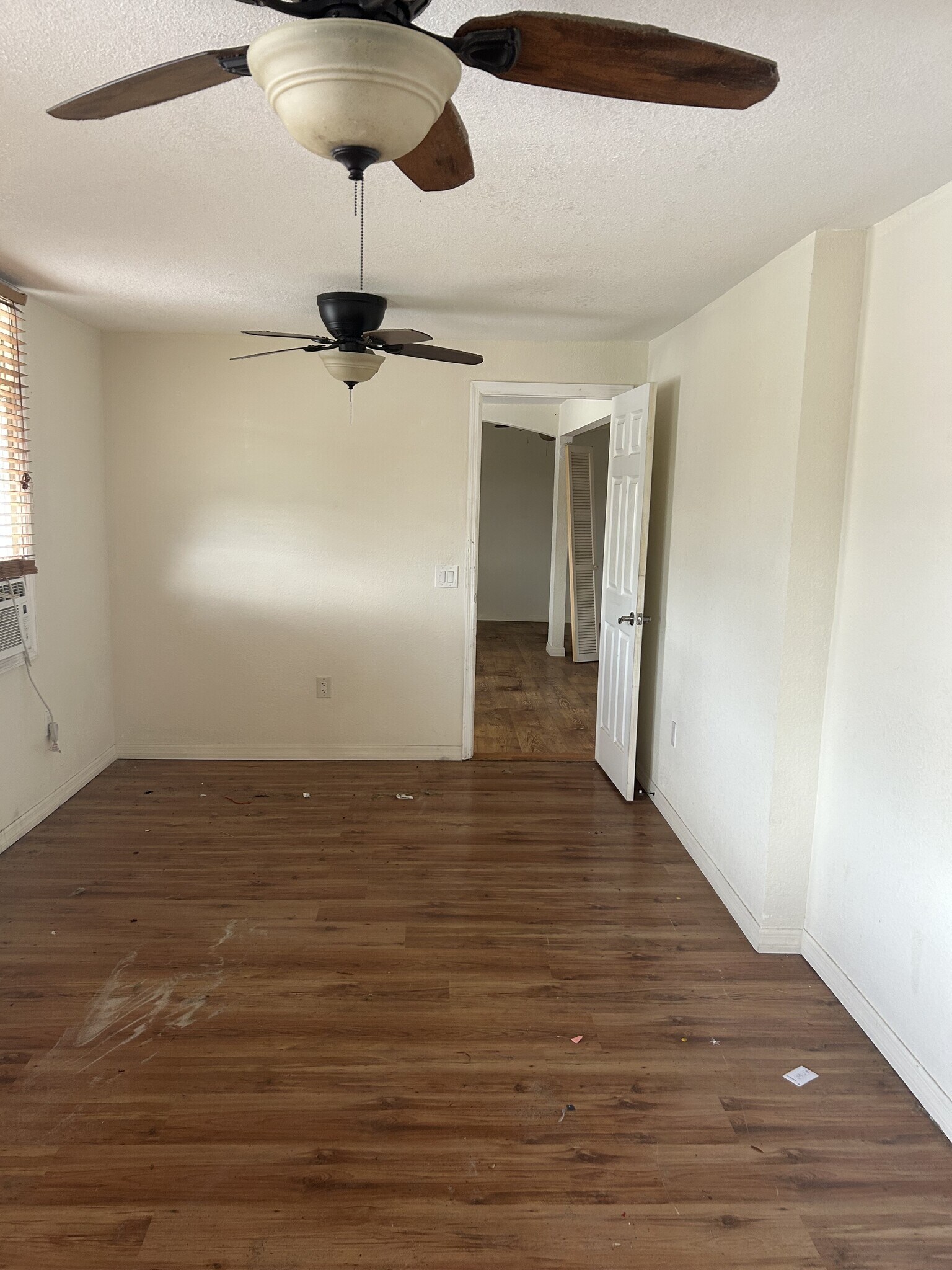 Bedroom 2 Unit A - 613 N Dixie Ave