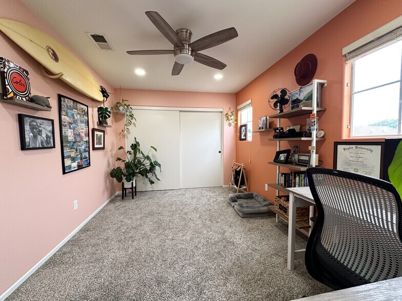 Building Photo - 8932 Gateway View Ct