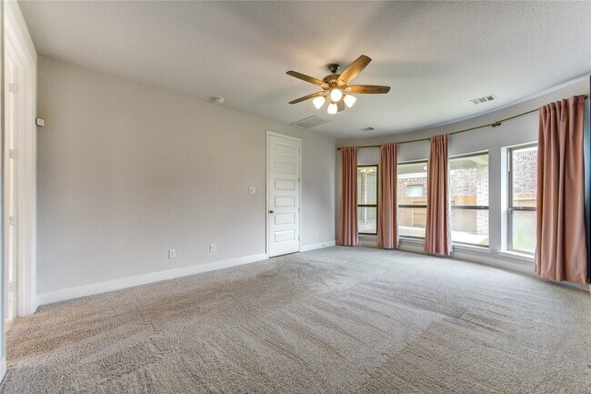 Building Photo - 2138 Taylor Marie Trl
