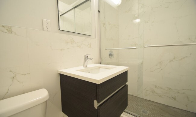 Building Photo - 29 Davenport Ave