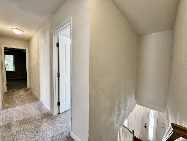 Building Photo - Available NOW! Unique Home in Wesleyan Cha...
