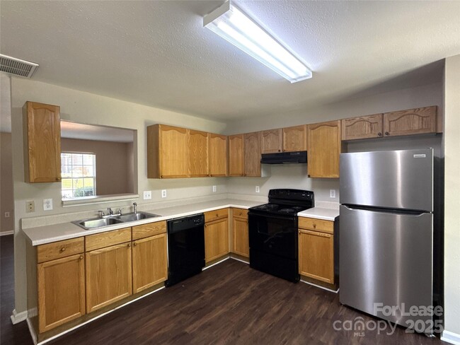 Building Photo - 5815 Kelden Walker Ln