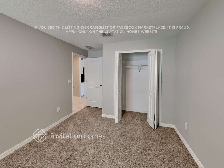 Building Photo - 2204 Jungle Dr