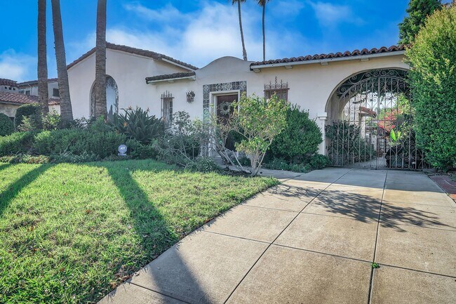 Gated driveway - 609 S Highland Ave