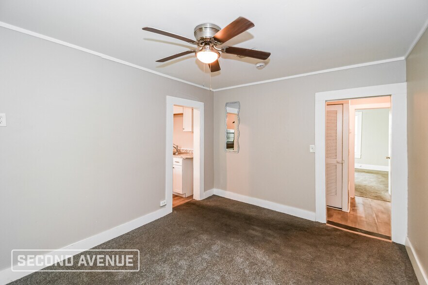 Building Photo - 1740 W 10th St