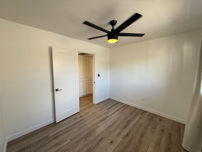 Building Photo - Updated 3-bedroom single story in Oakdale!