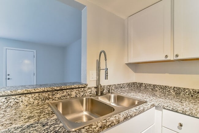 Building Photo - Move In Specials -  Renovated Apartments! ...