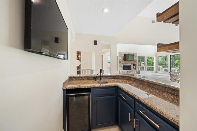 Building Photo - 12986 Wood Harbour Dr