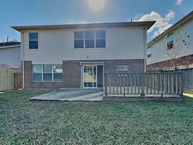 Building Photo - 4811 Russet Trail Ct