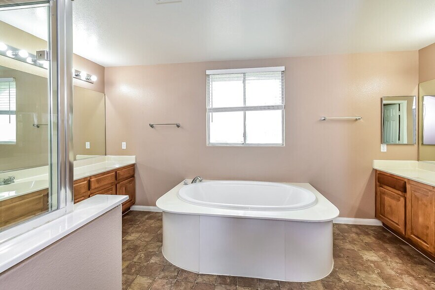 Building Photo - 5229 Wild Sunflower St