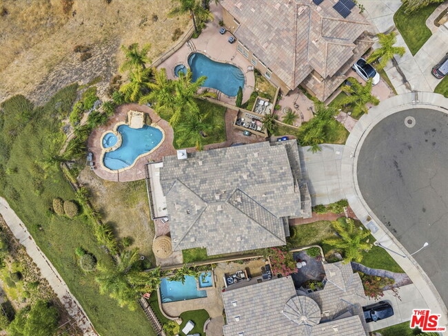 Building Photo - 28760 Bridger Ct