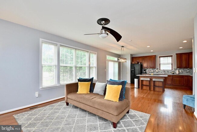 Building Photo - 11736 Folkstone Ct