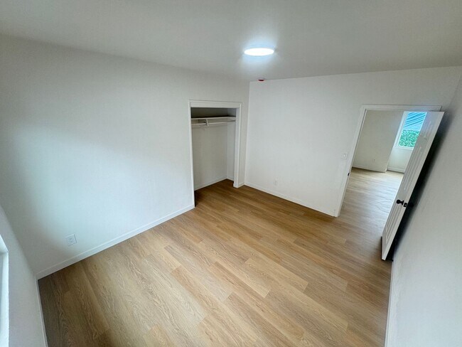Building Photo - Beautiful Logan Heights Remodeled House