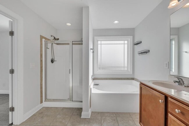 Building Photo - Beautiful home in a great neighborhood!