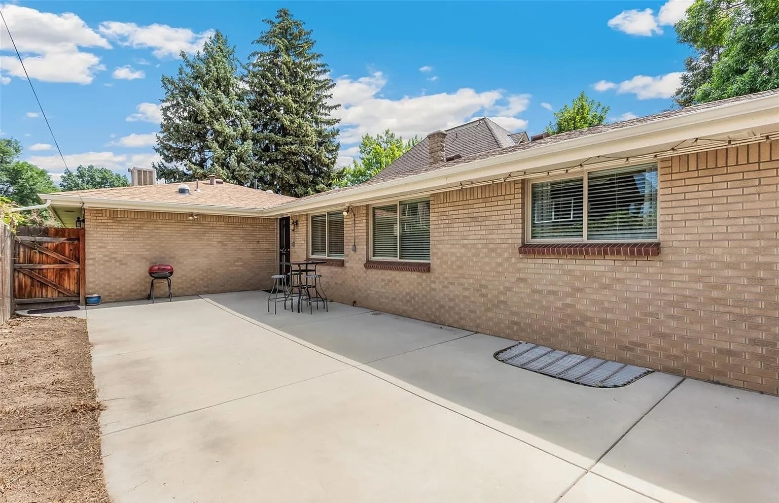 Patio - 3435 Lowell Blvd