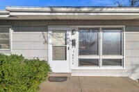 Building Photo - 9014 Ellison Dr