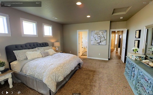 Building Photo - 4742 SW Volcano Ave