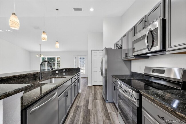 Building Photo - 9913 E St Regis Ct