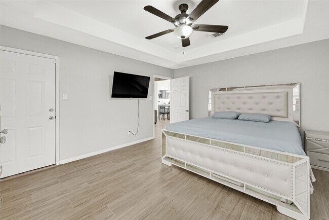 Building Photo - 18875 Ferney Ln