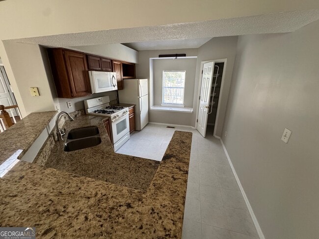 Building Photo - 2220 Goodwood Blvd SE