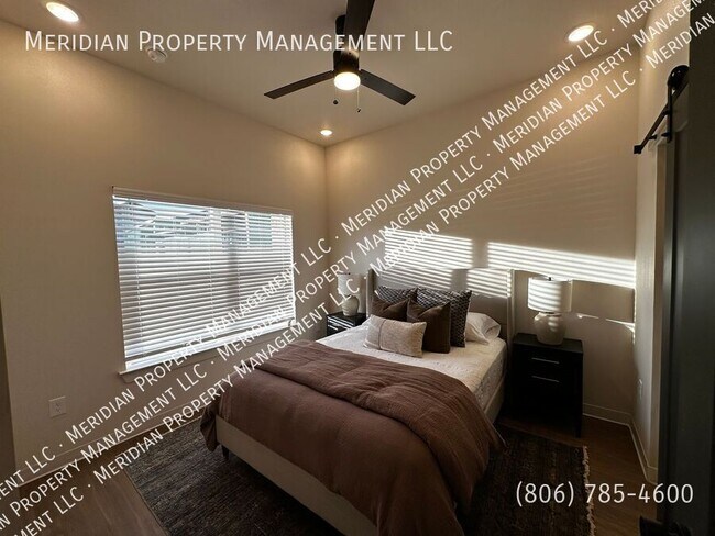 Building Photo - 5912 Erskine St